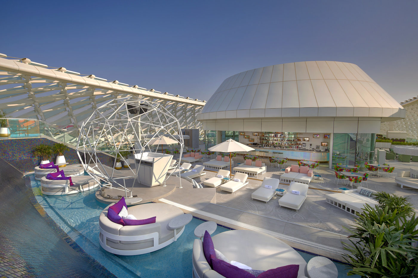 W ABU DHABI - YAS ISLAND Fantastic Suite